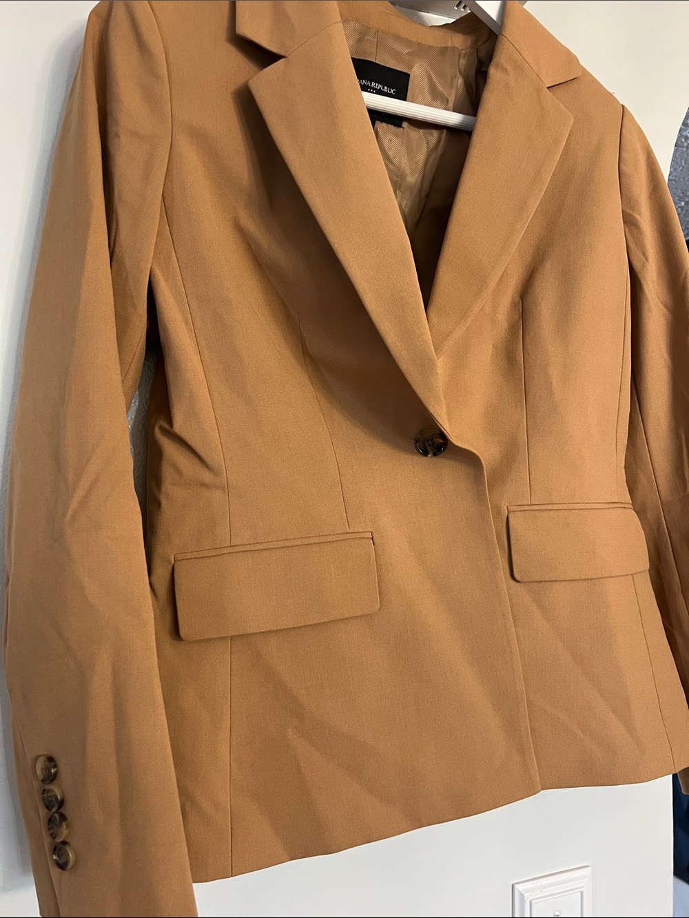 Banana Republic Women's Tan Single-Button Tailored Blazer